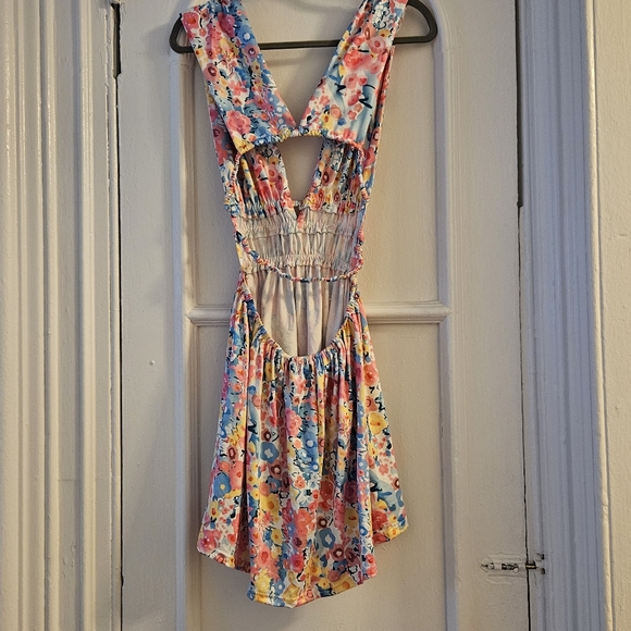 Y2K Print Cut Out Dress Size Small - Picture 2 of 3